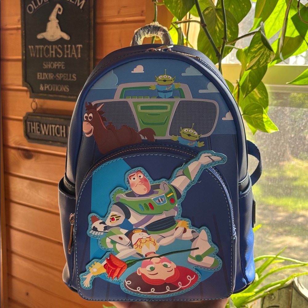 💋NWT Disney Loungefly Toy Story Backpack